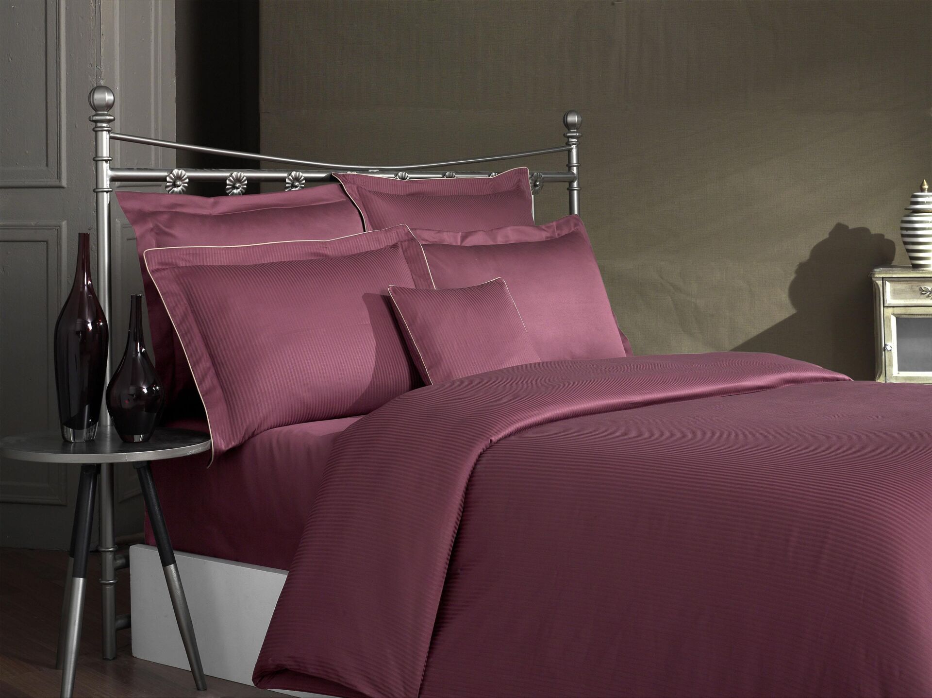 Sarev Solid Çizgili V7 Saten Nevresim Takımı Özel Ebat