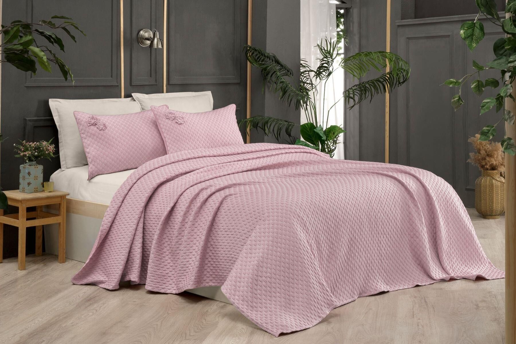 Sarev Belis V3 Pembe Yatak Örtüsü Tek Kişilik