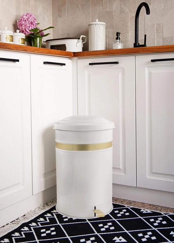 The Mia GLN0047 Galvin Çöp Kovası Mutfak Beyaz 37 Lt