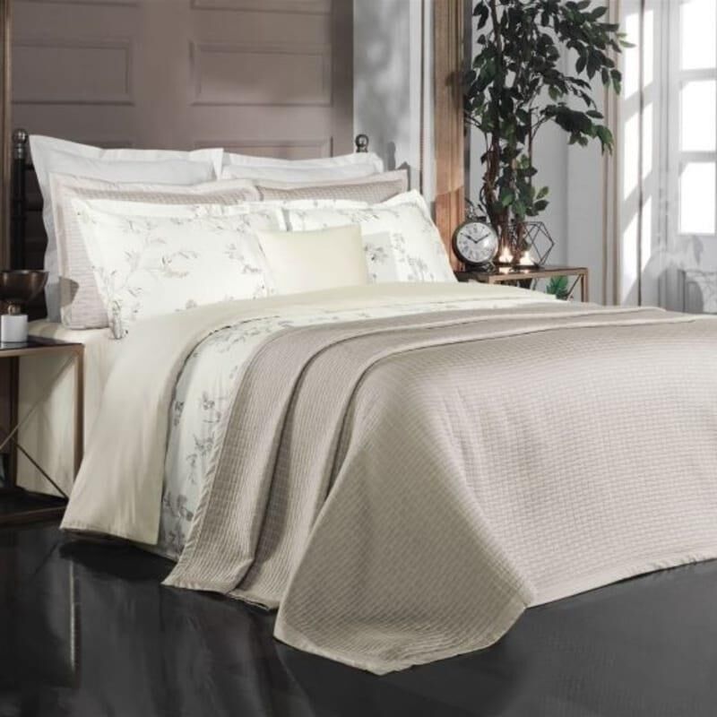 Sarev Aida V1 Yatak Örtüsü ve Nevresim Takımı Çift Kişilik