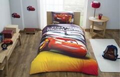 Taç Lisanslı Disney Cars Lightning Nevresim Takımı Tek Kişilik