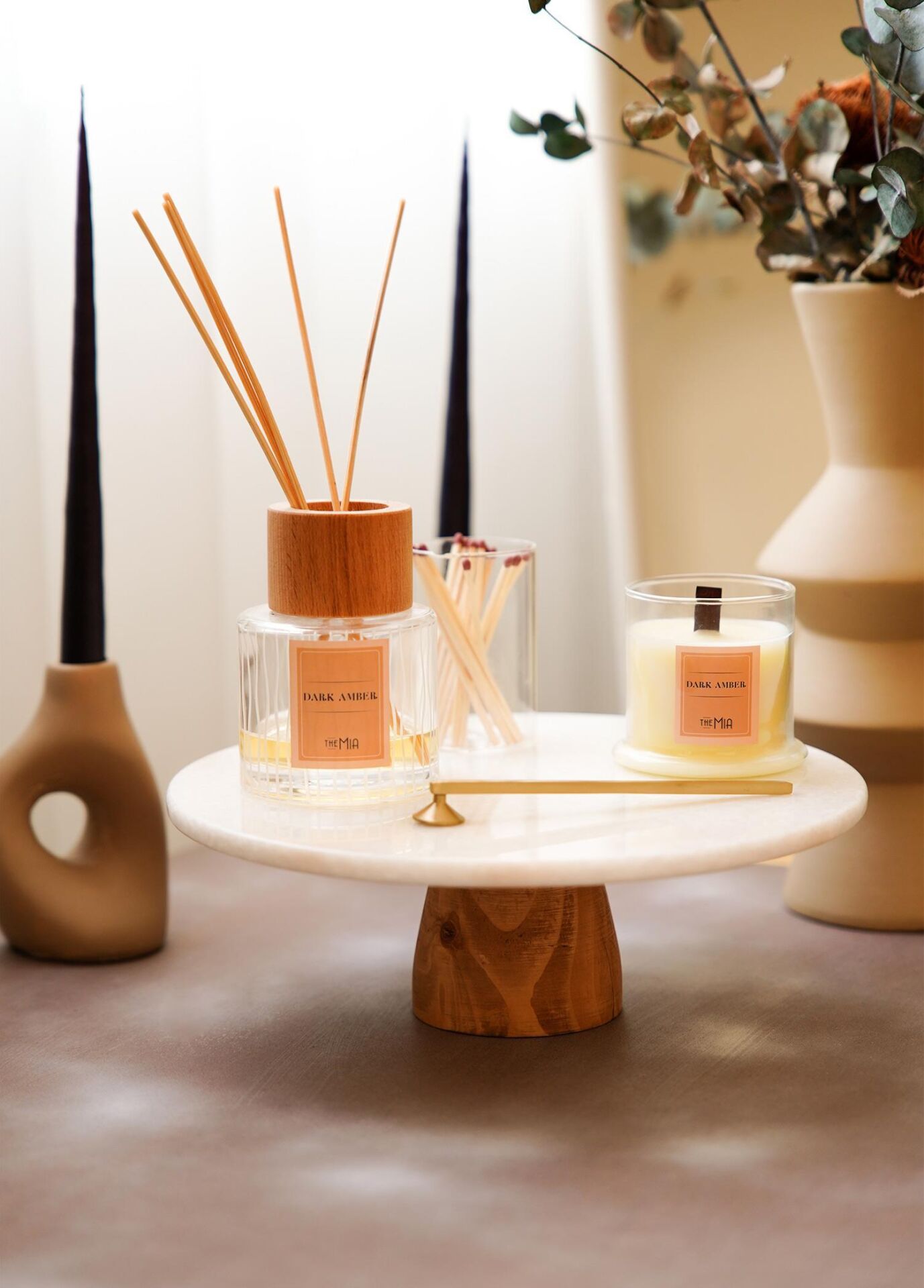 The Mia MER0001 Marbre Mermer 25 Cm Ahşap Ayaklı Beyaz Servis