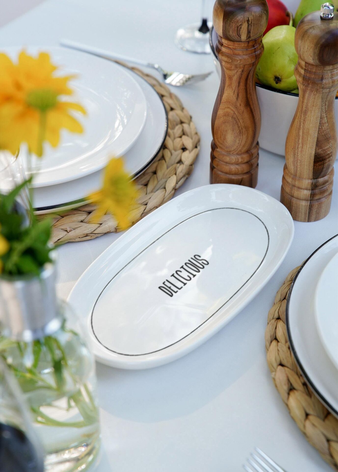 The Mia DLY013 Daily Tunes 2 Li Oval Servis 26 Cm