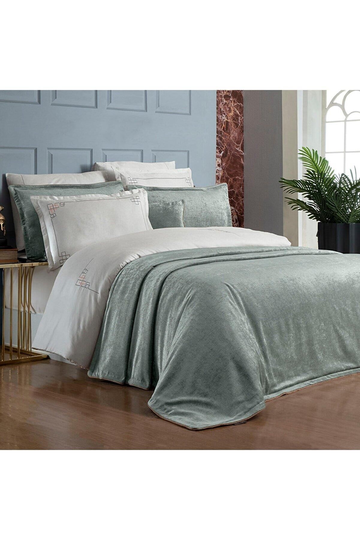 Sarev Oscar V1 Yatak Örtüsü ve Nevresim Takımı Çift Kişilik