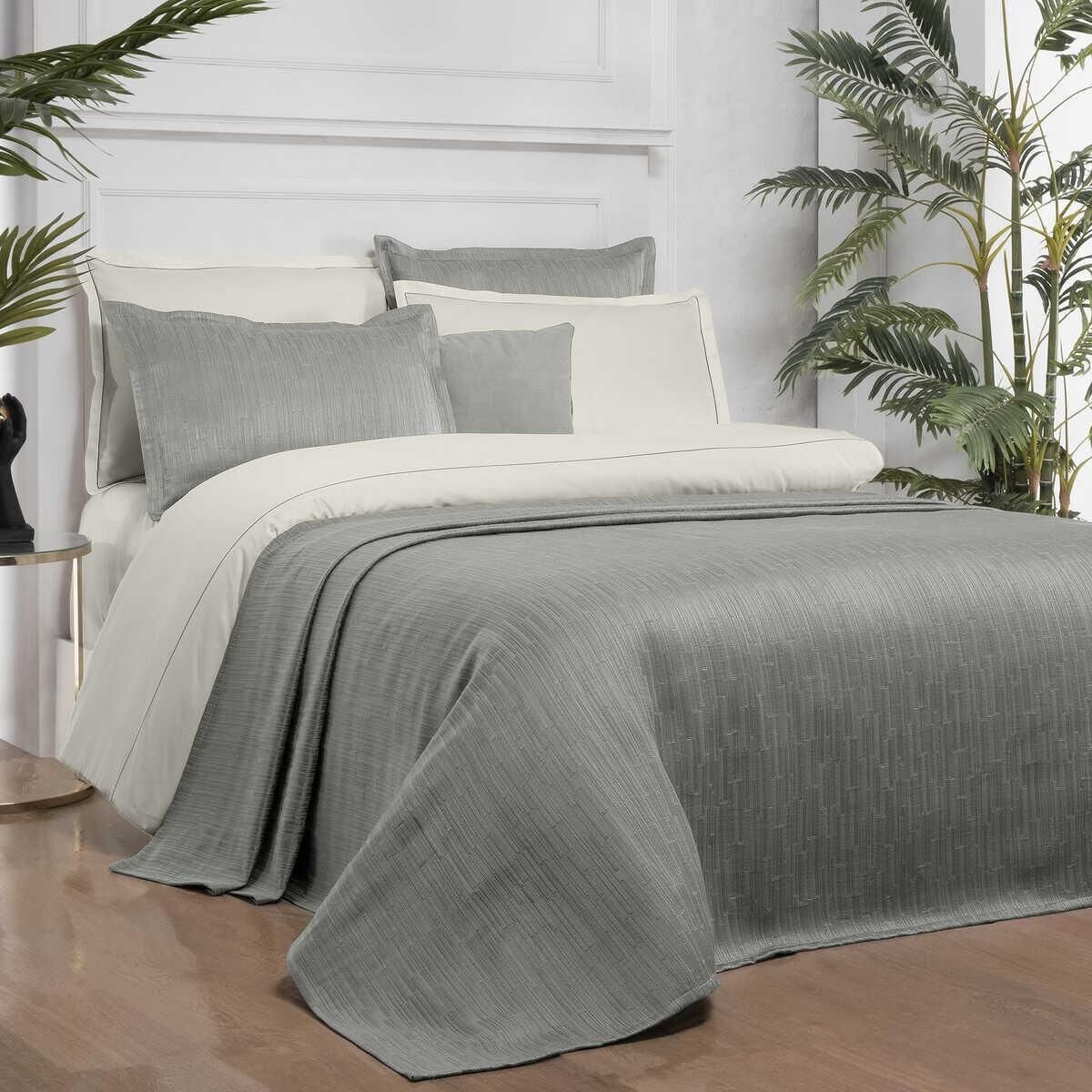 Sarev Tasula V1 Yatak Örtüsü ve Nevresim Takımı Çift Kişilik