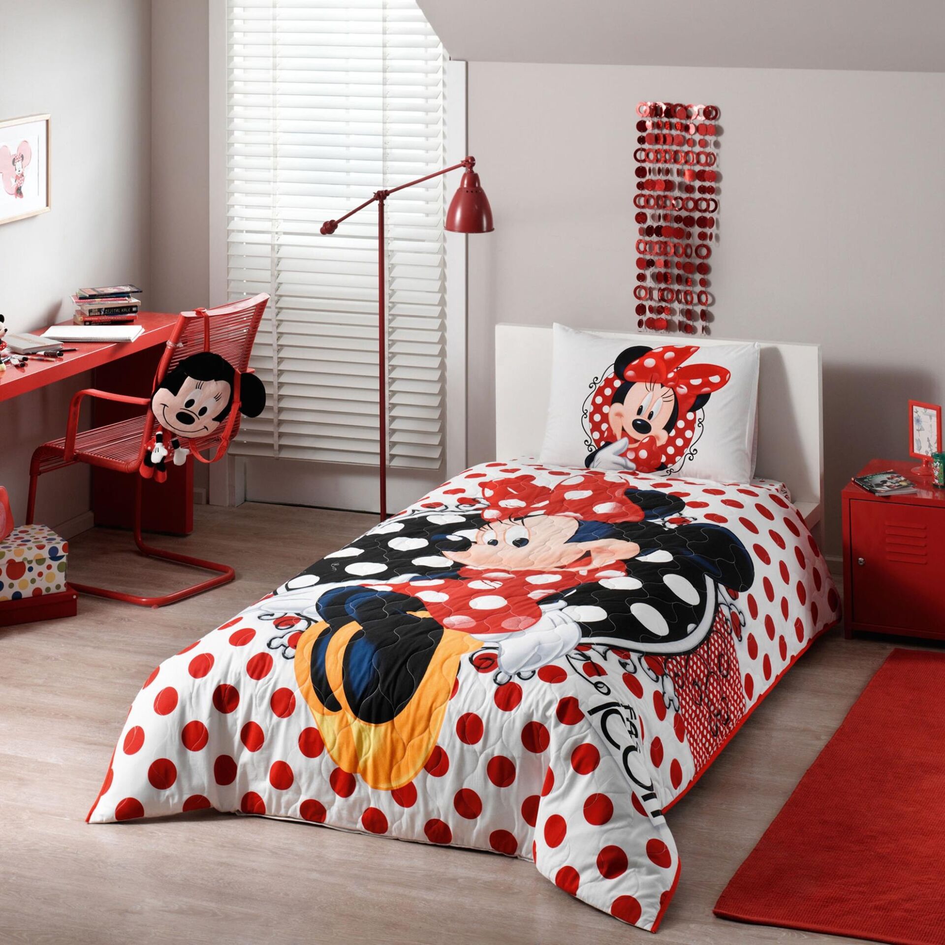 Taç Disney Minnie 4 Mevsim Complete Set Tek Kişilik