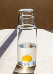 The Mia BRD0098 Simple Başucu Sürahisi 1000 ML