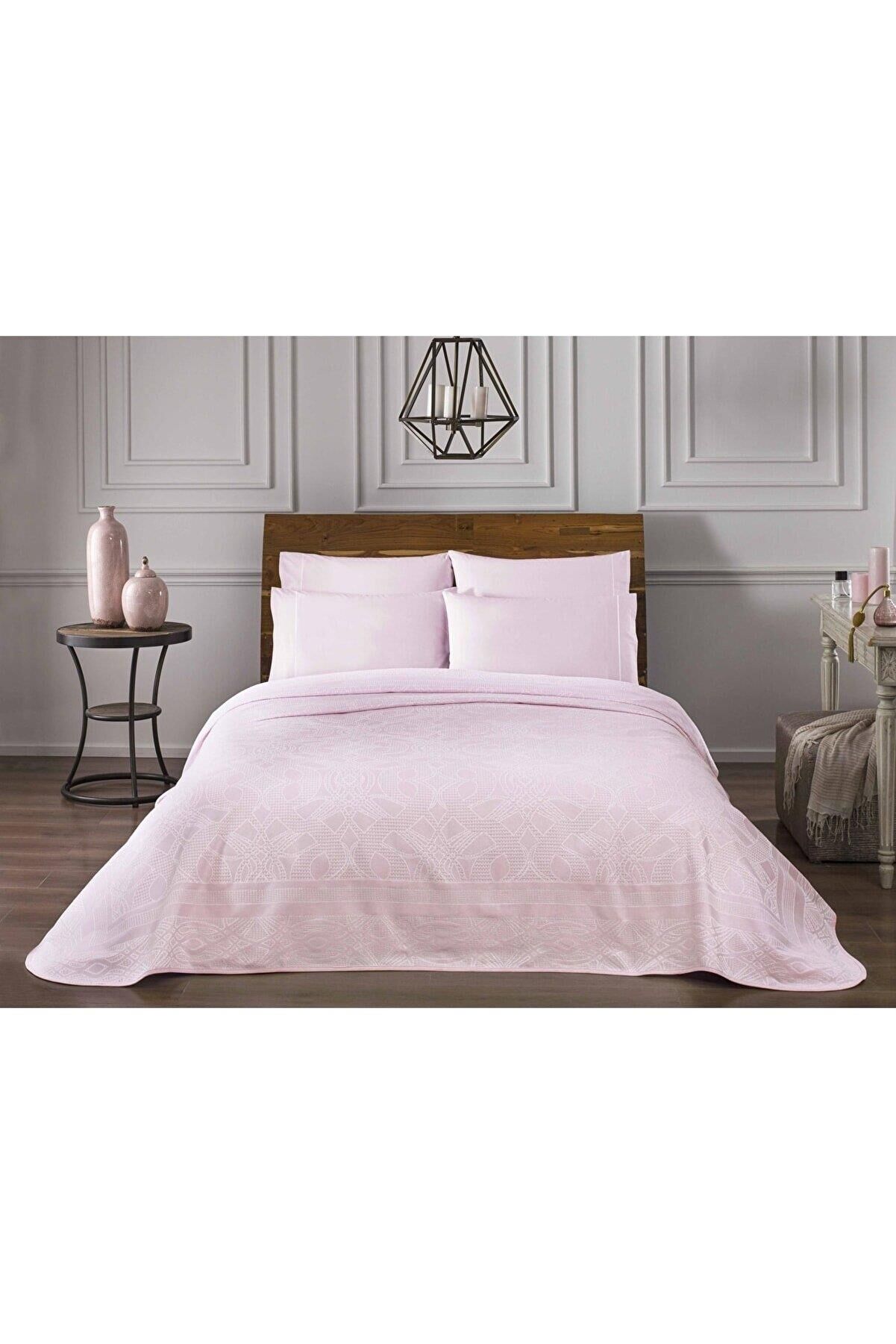 Taç Salice Pembe Jakar Pike Takımı Çift Kişilik