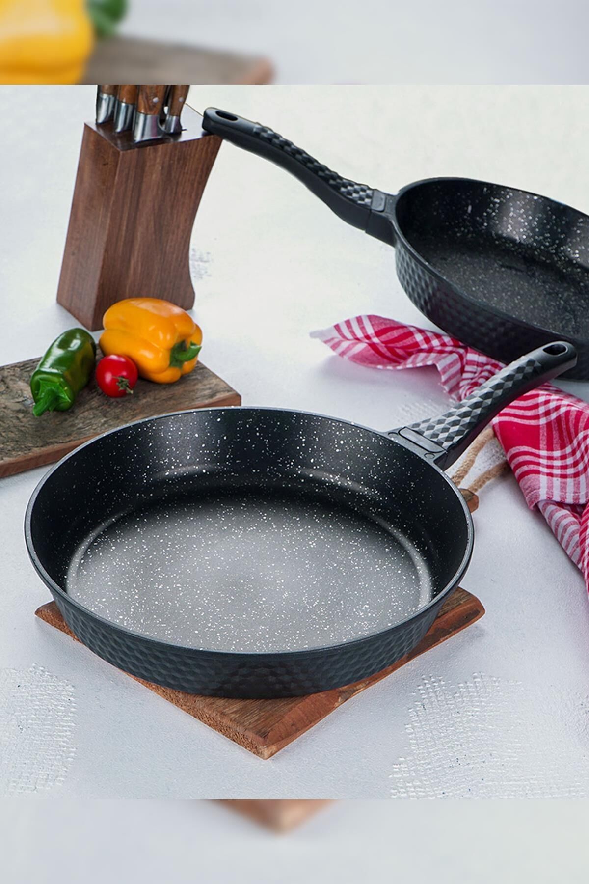 Acar XDD-22-0040 Diamente Black Tava 32 Cm