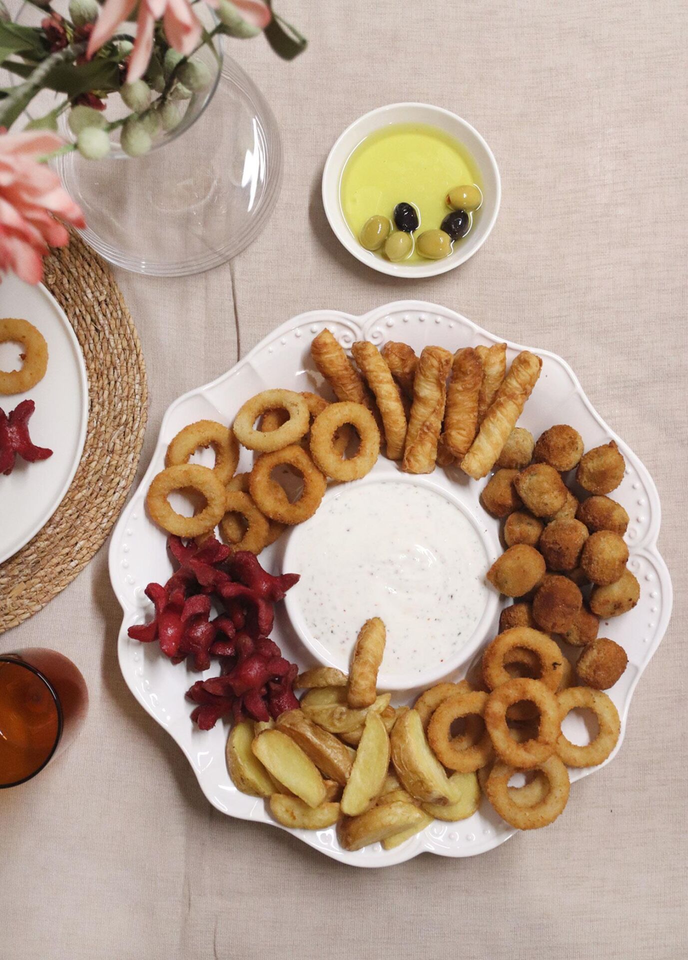 The Mia GRD0005 Grande Servis Tabağı Bölmeli Beyaz 39 Cm