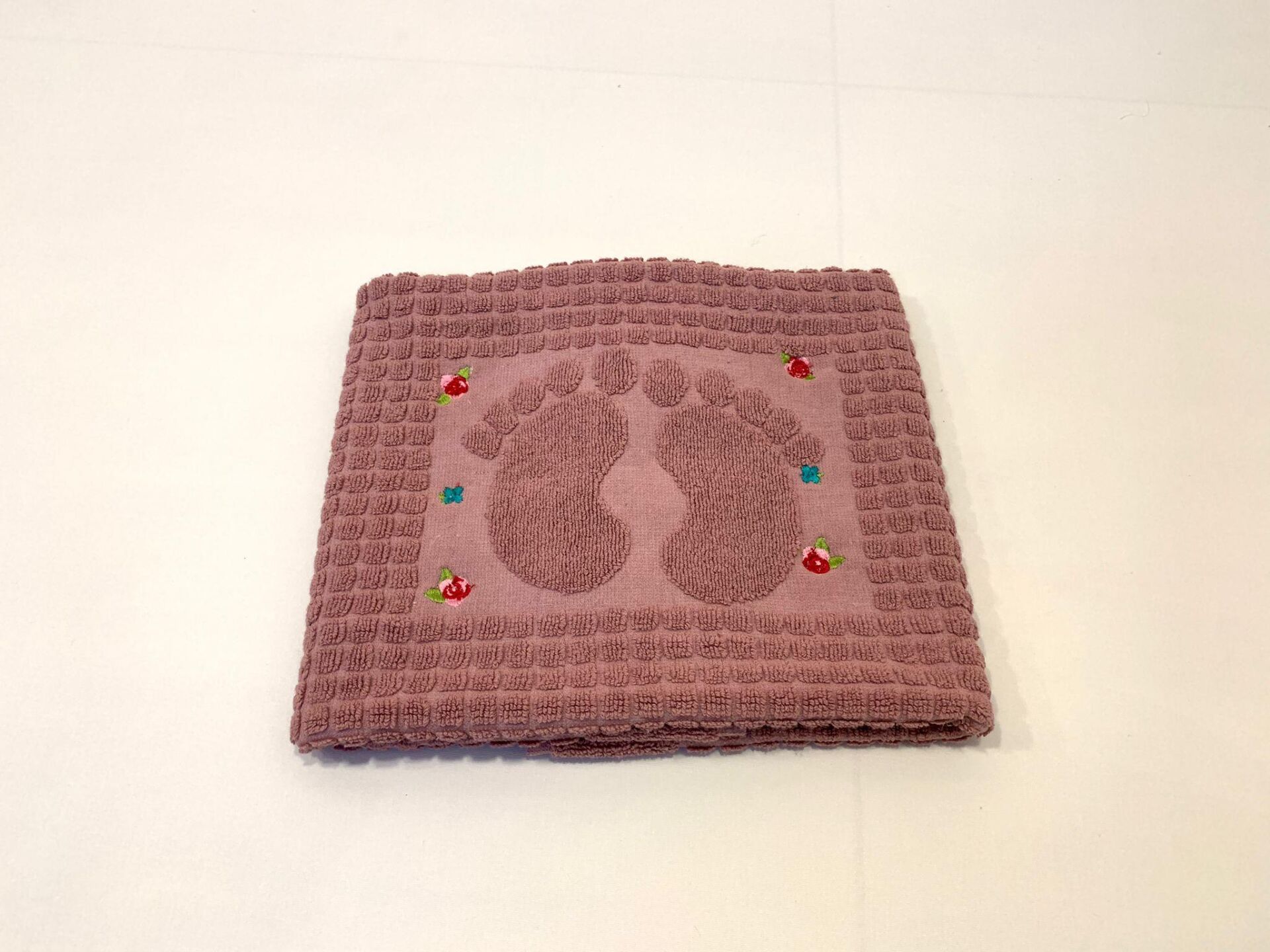 Nakışlı Ayak Havlusu Gül Kurusu